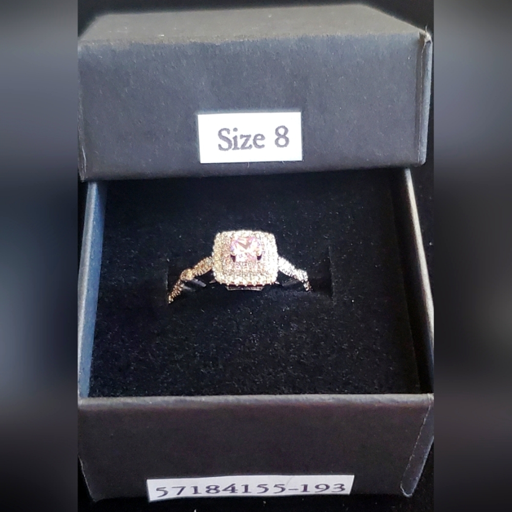 New .925 Sterling Silver  PINK SOLITAIRE & CZ RING